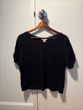 H&M Black Women’s Short Sleeve Crewneck Top